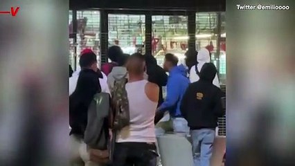 Super Bowl Celebrations Get Rowdy as LAPD Are Sent in the Disperse Looters