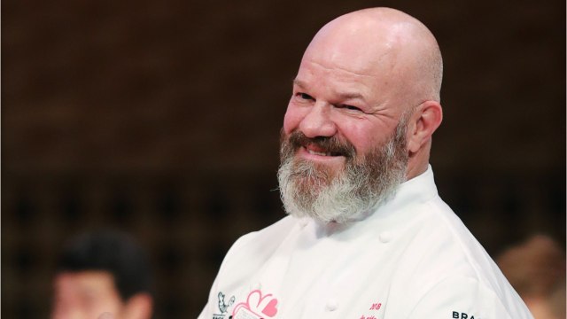 VOICI : Philippe Etchebest : son tendre cliché en compagnie de son épouse Dominique pour la Saint-Valentin