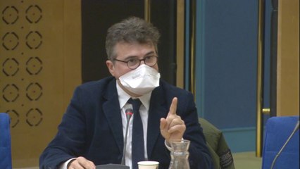 Télémédecine : "Les malades doivent être examinés", martèle Patrick Pelloux