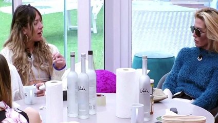 “Devo dirtelo ora”. Sorpresa al GF Vip, Nathaly si avvicina a Soleil e succede l’impensabile