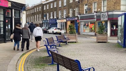 'Pointless' double yellow lines painted in pedestrian-only zone