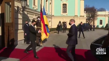 Zelenskiy ülkeyi terk eden iş adamı ve vekillere seslendi: Size 24 saat süre veriyorum