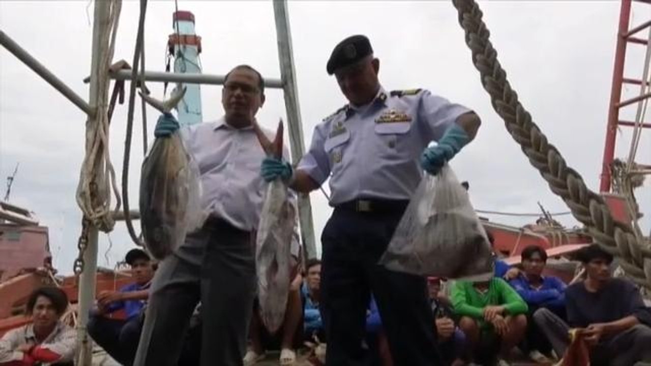 APMM tahan 63 nelayan Vietnam dan rampas enam bot