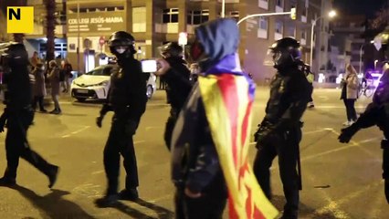 Els Mossos intervenen a la Meridiana i desallotgen la concentració per primer cop