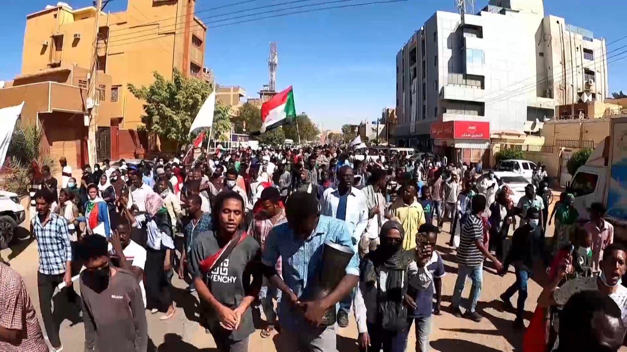 تجدد المظاهرات في الخرطوم للمطالبة بحكم مدني في البلاد