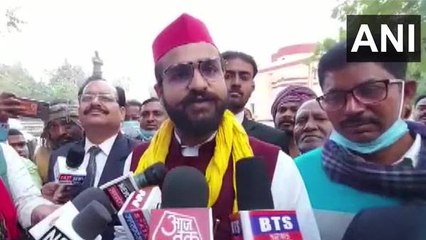मुख्तार अंसारी के बेटे अब्बास अंसारी ने भरा नामांकन
