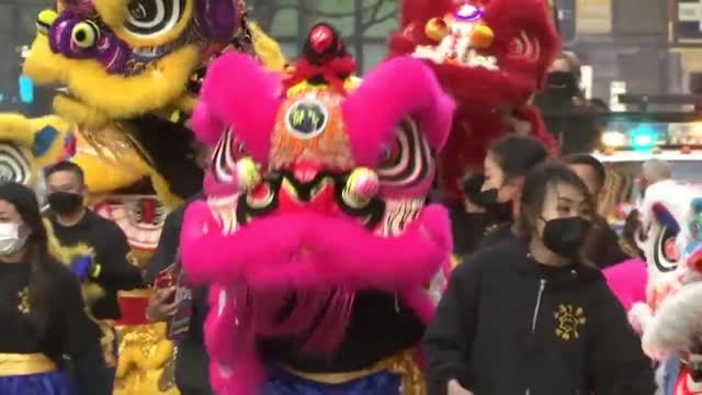 San Francisco celebra el desfile del Año Nuevo Chino tras el parón de la pandemia