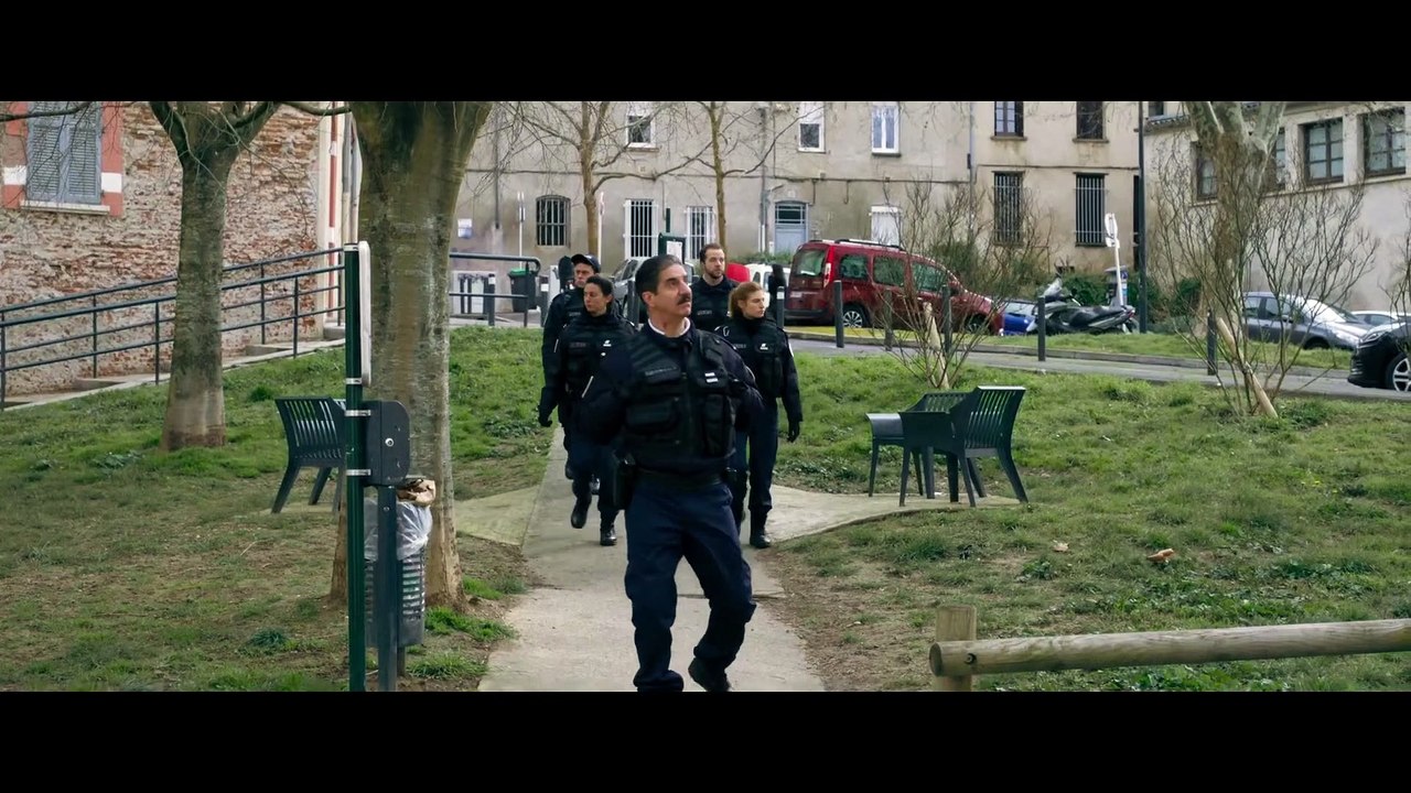 Selon La Police BANDE ANNONCE VF (2022)