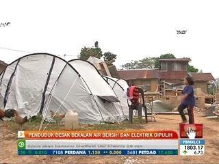 Penduduk desak bekalan air bersih dan elektrik pulih