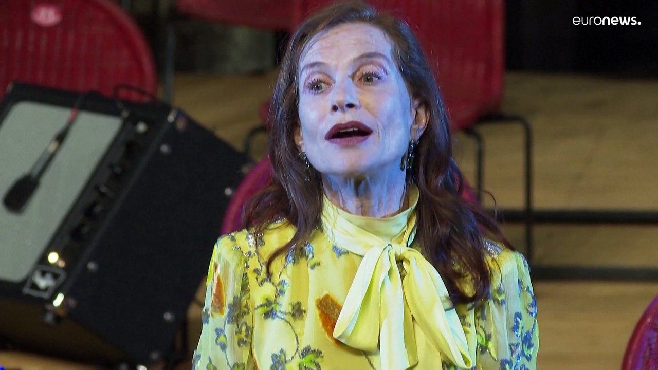 Corona-positiv: Isabelle Huppert kann Ehrenbären nur virtuell empfangen