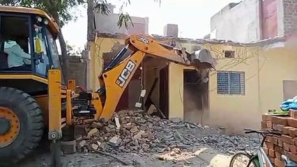 अतिक्रमण हटाने प्रशासन का मोर्चा