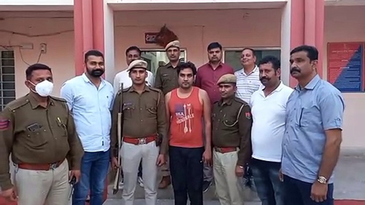 पटवार भर्ती परीक्षा का मास्टर माइंड चढ़ा पुलिस के हत्थे, देखे Video