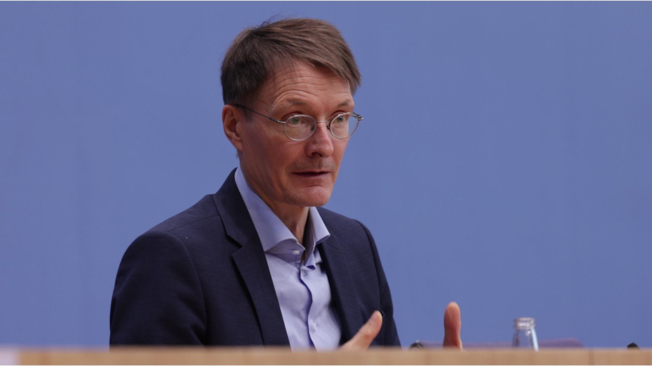 Lauterbach: höhepunkt der omikron-welle überschritten