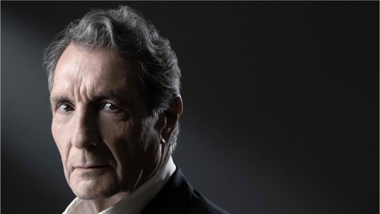 GALA VIDEO - Jean-Jacques Bourdin : après les témoignages de Sidonie Bonnec et Fanny Agostini, il clame son innocence