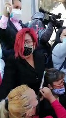 Abogados son replegados por policías mientras se manifestaban en tribunales