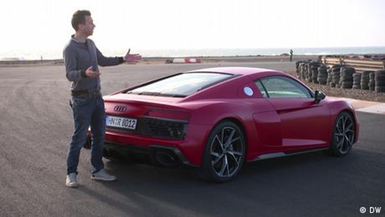 Audi R8 Spyder V10 tested