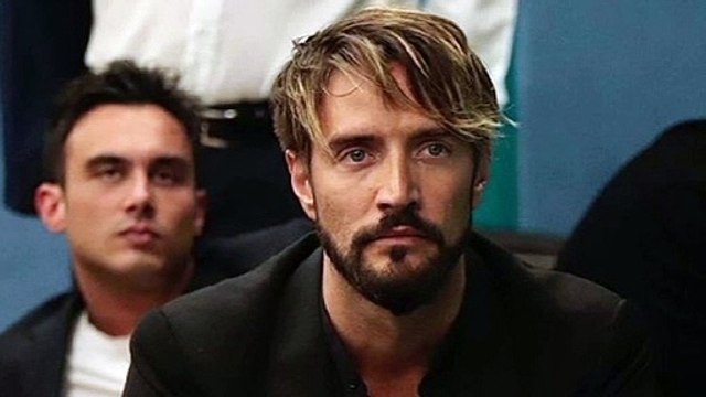 “Perché è tornato al GF Vip”. Bomba su Alex Belli, c’è chi parla “Tra poco vedrete tutto”