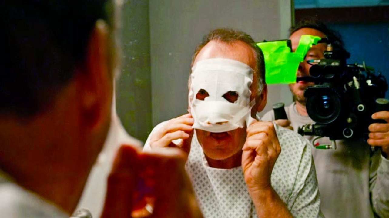 How Hollywood shoots mirror scenes