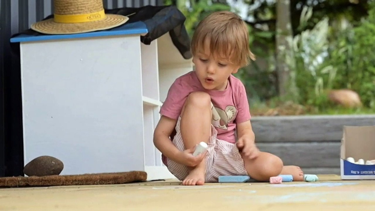 Childcare sector calls for more support amid crippling staff shortages