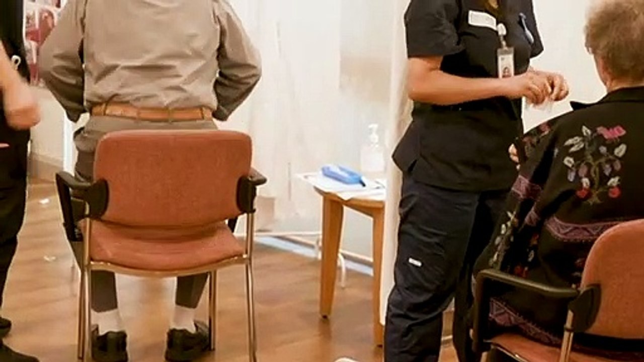 Staffing shortages force two NSW Aged Care homes to close