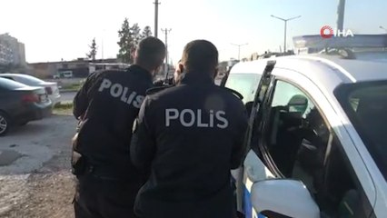 Üst geçit asansör kabininden demir çalarken yakalandı, polise 'çektirme abi' dedi
