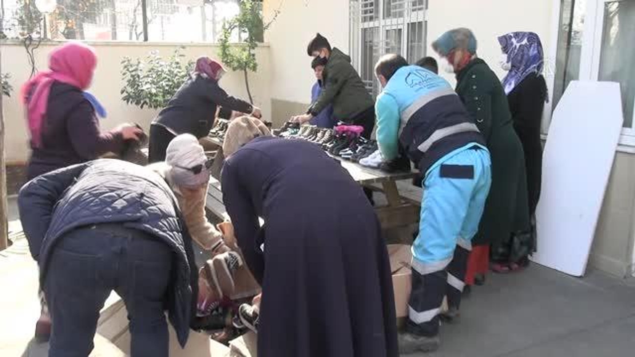 KAHRAMANMARAŞ - Gurbetçi hayırseverlerden ihtiyaç sahibi çocuklara yardım
