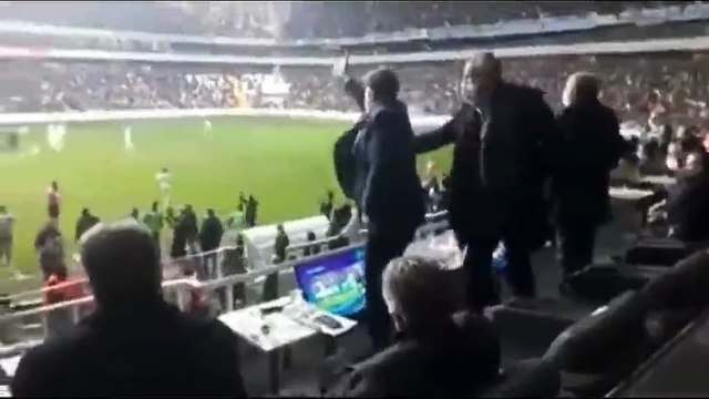 Adana Demirspor Başkanı Murat Sancak Beşiktaş maçında hakeme sinirlenip televizyon parçaladı