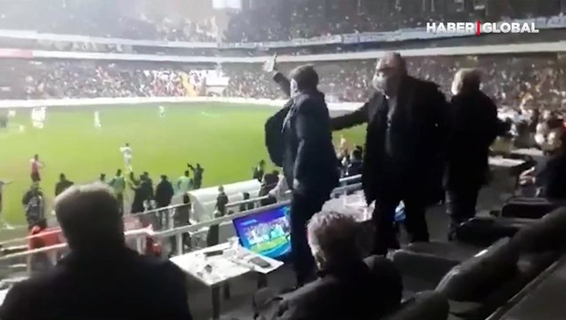 Murat Sancak, Beşiktaş maçında protokoldeki televizyonu parçaladı! O görüntüler ortaya çıktı
