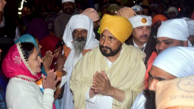 CM Channi offers prayers at Ravidas Temple in Varanasi