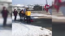 Felç geçiren 81 yaşındaki hastanın yardımına ambulans helikopter yetişti