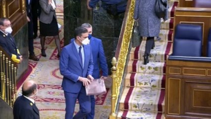 Sánchez y Casado se enfrentan en el Congreso por Castilla y León
