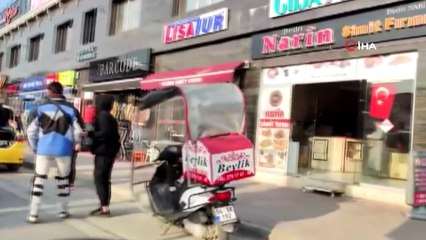 Taksi şoförü testereyle saldırdı! Korku dolu anlar kamerada