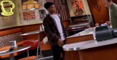 Superior Donuts S01 E01