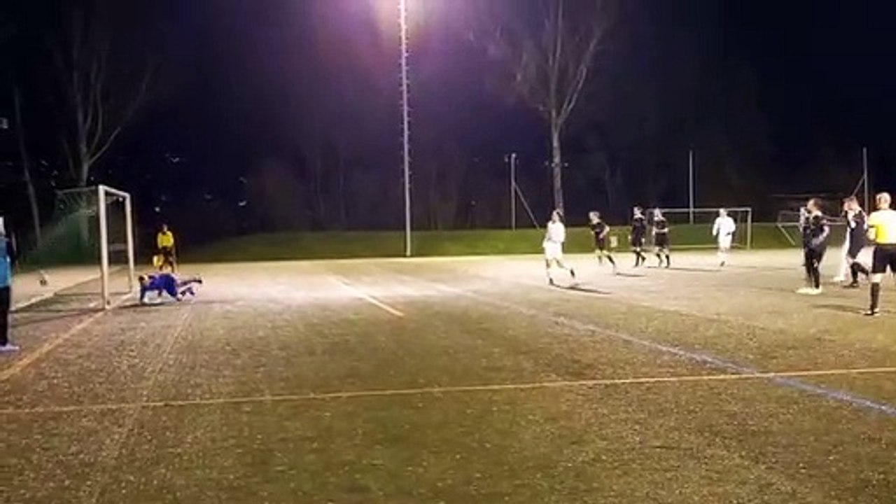 Elfmeter für die SVG gegen Kleinalmerode