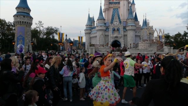 US Disney Resorts Halt Mask Requirements for Vaccinated Patrons