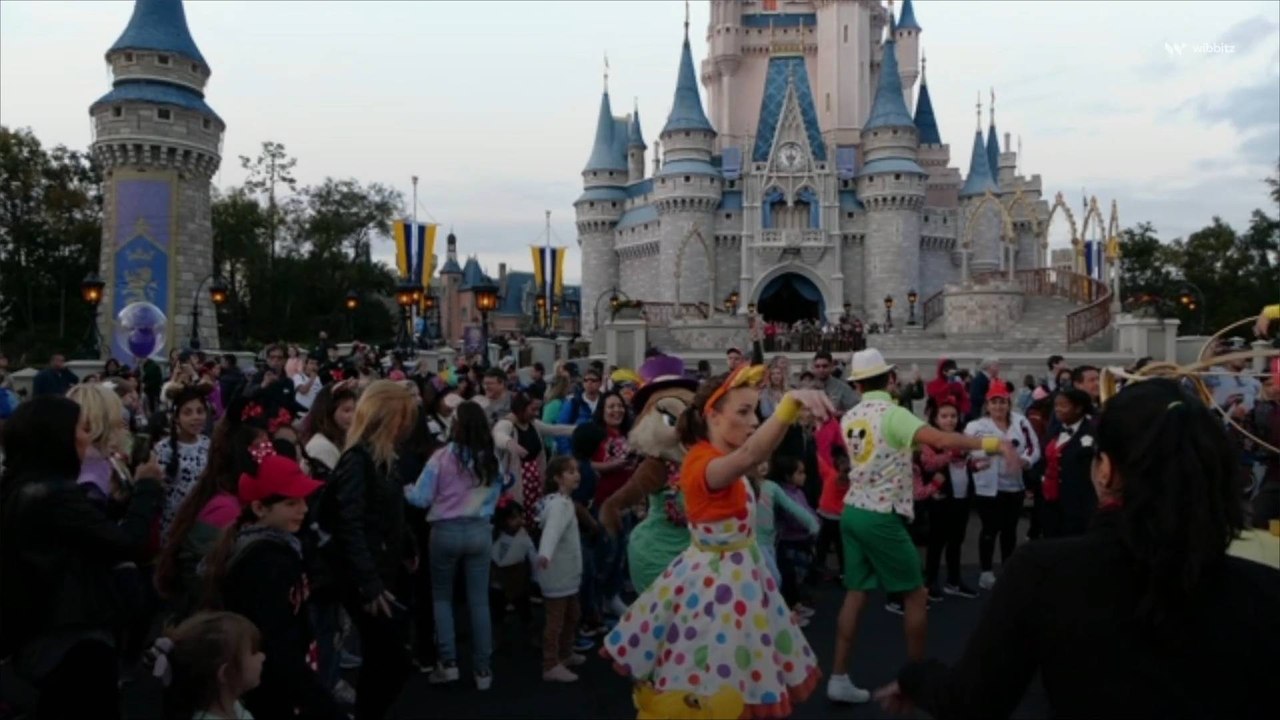 US Disney Resorts Halt Mask Requirements for Vaccinated Patrons