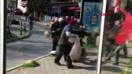 Ağızlıksız köpeği gezdiren kendisini uyaranların üzerine pitbull saldı