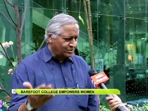 Barefoot College empowers women