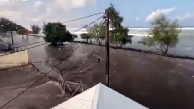 Tsunami 2004 Tsunami Footage