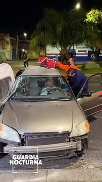 “Live“ Hombre lesionado tras choque entre camión de personal y auto particular sobre Calzada Federalismo y la calle Coahuila