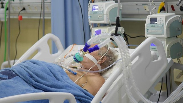 Bilim Kurulu Üyesi Turan: “Yoğun bakıma gelenlerin yüzde 90’ı aşısız veya aşısı tamamlanmamış bireyler”