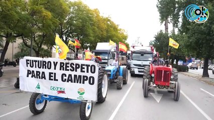 El campo denuncia la muerte del Tajo-Segura por motivos "ideológicos" con coronas y coches funerarios
