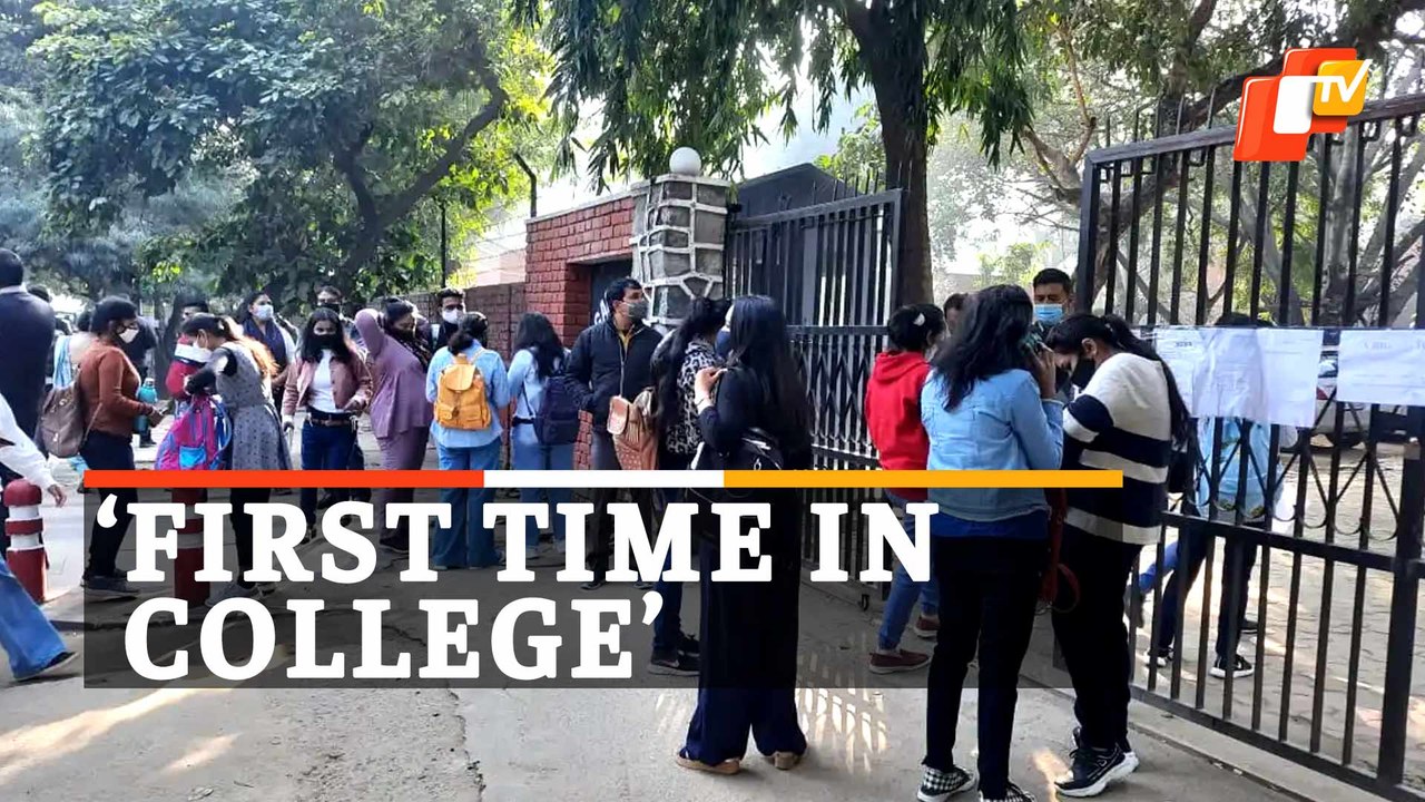 Offline Classes Resume: DU Students React To College Reopening