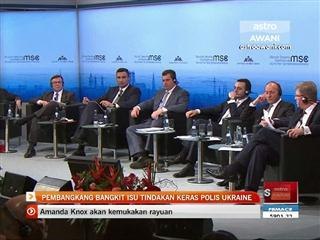 Pembangkang bangkit isu tindakan keras polis Ukraine