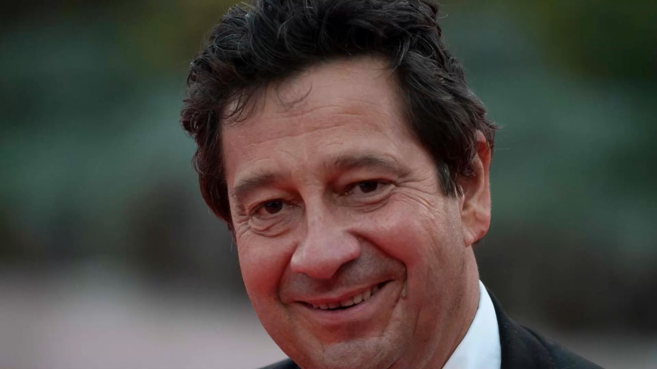 Laurent Guerra : après Mathilde Seigner, il tombe sous le charme d'une célèbre chanteuse