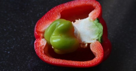 ¿Por qué puedes encontrar un pimiento dentro de otro pimiento?