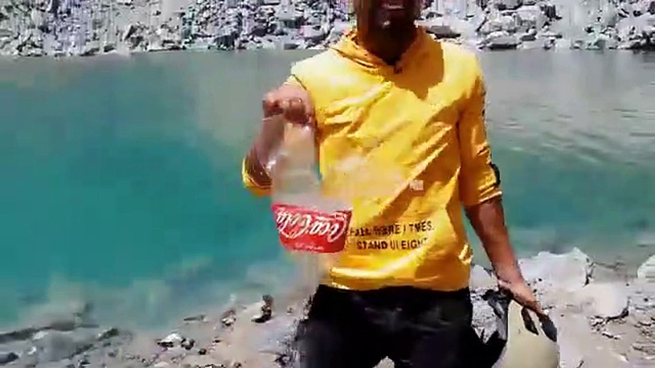 Quand on mélange du Coca Cola avec de l'Azote liquide (expérience)