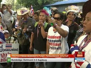 Protes paksa beberapa pusat pengundian di Thailand ditutup