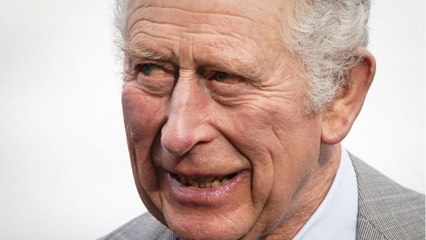 VOICI : Prince Charles futur roi d’Angleterre : cette malédiction qui pourrait le pousser à changer de nom