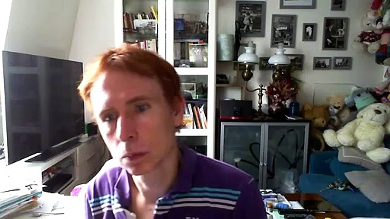 Wiwi égratigne "les murs montent"